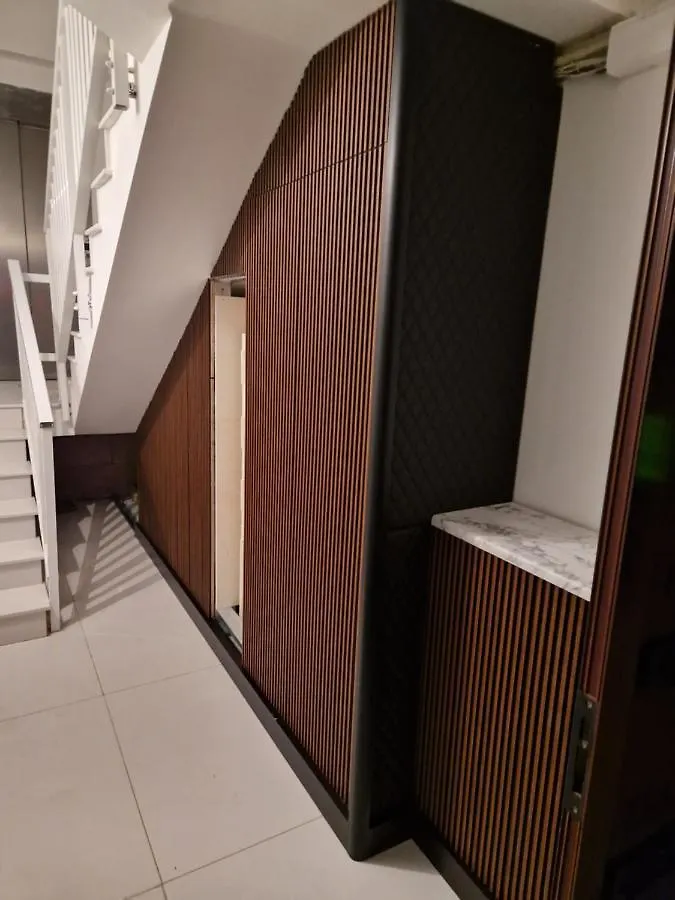 Town Pent House Apartment Luqa