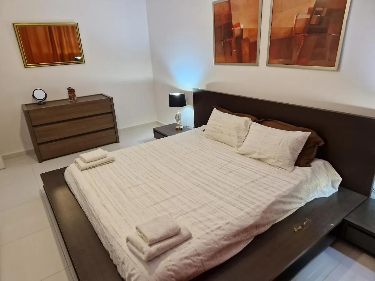 Town Pent House Apartment Luqa 0*,  Malta