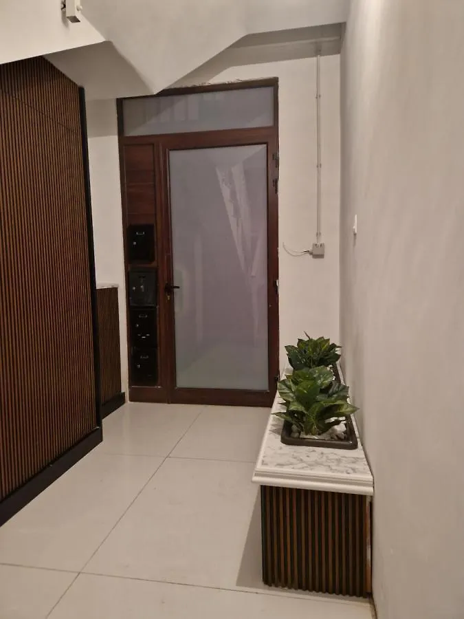 Town Pent House Apartment Luqa